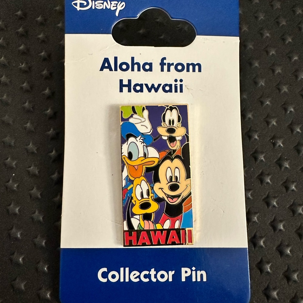 Disney Collector Pin - Aloha from Hawaii Mickey, Donald, Pluto, and Goofy